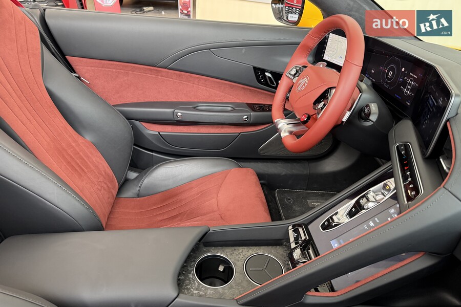 MG Cyberster - фото 29