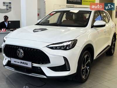 MG HS 2024 COM