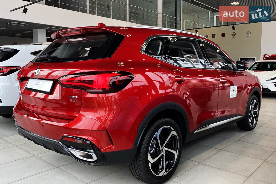 MG HS - фото 8