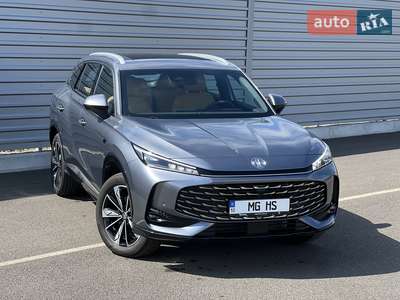 MG HS 2025 LUX