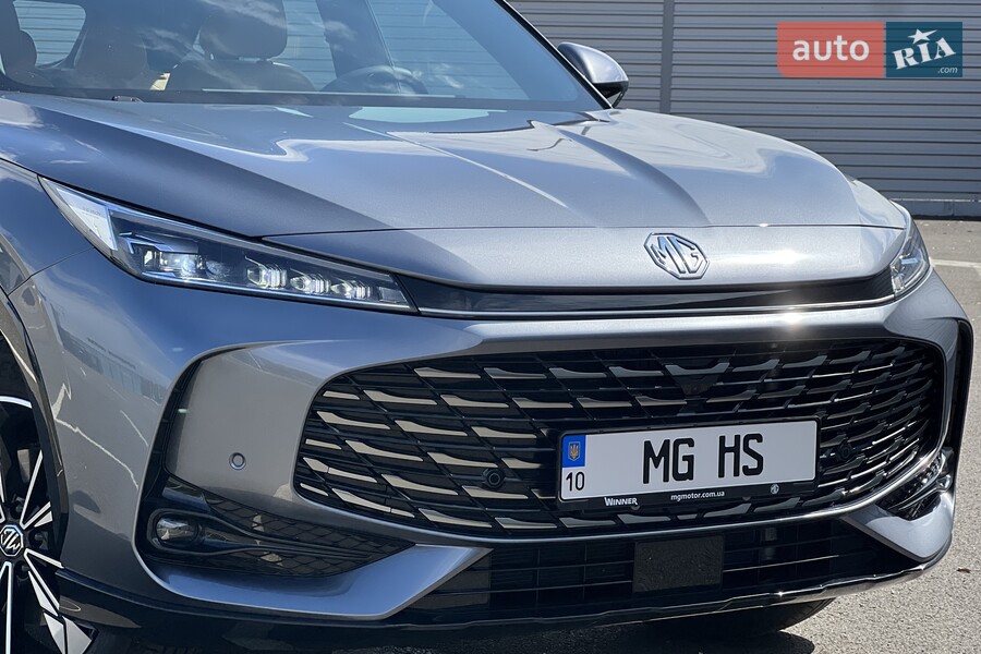 MG HS - фото 7
