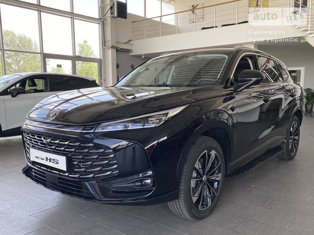 MG HS 2025