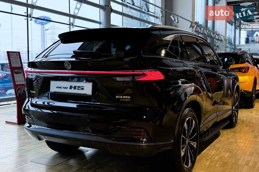 MG HS - фото 6
