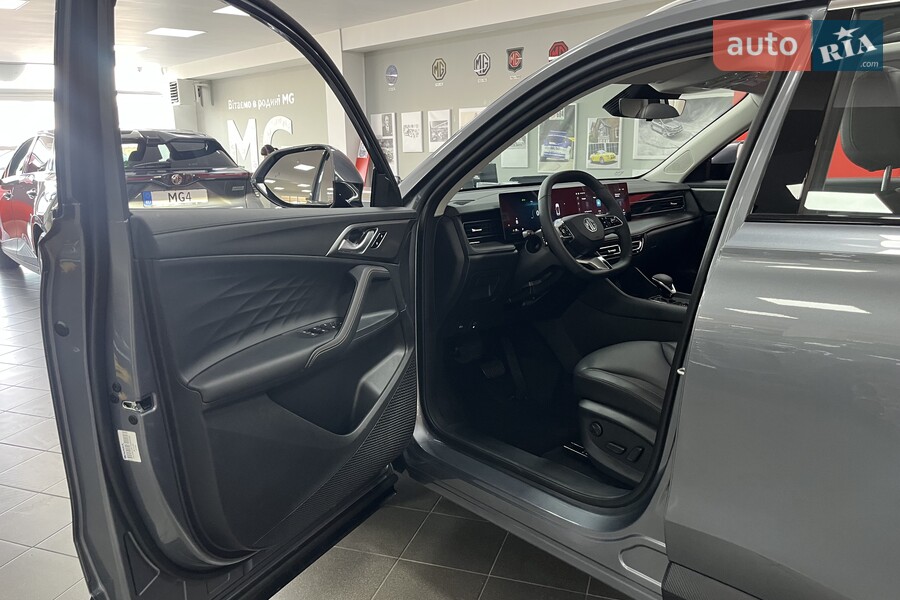 MG HS - фото 20