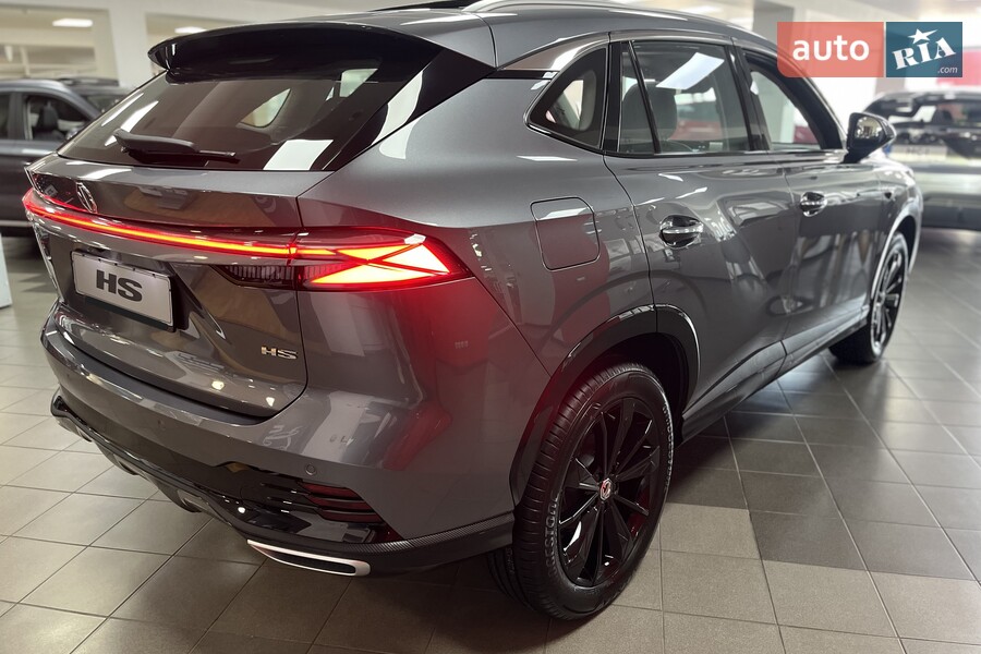 MG HS - фото 5
