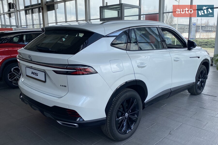 MG HS - фото 9