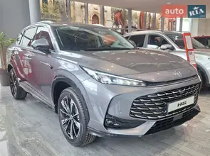 MG HS