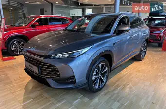 MG HS