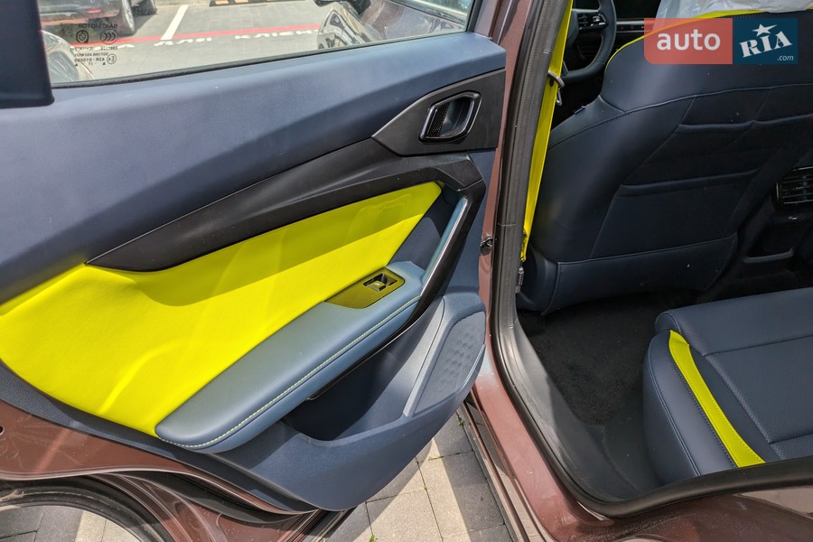 MG One - фото 13