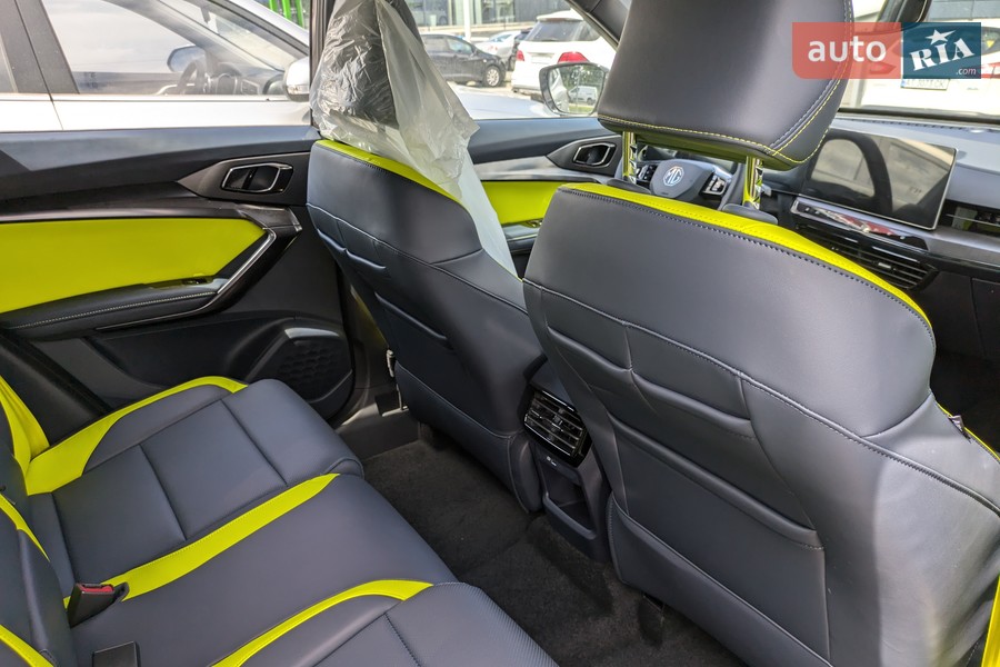 MG One - фото 27