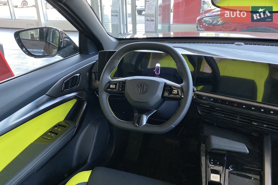 MG One - фото 12