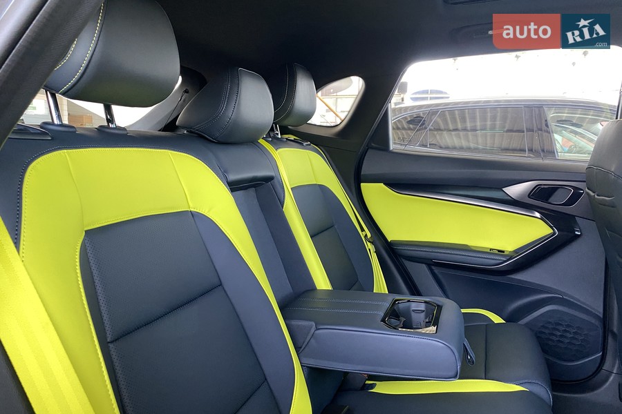 MG One - фото 20