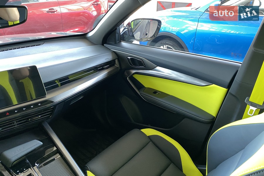 MG One - фото 16