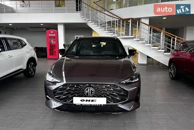 MG One LUX