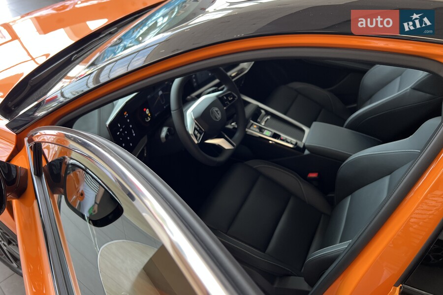 MG One - фото 19