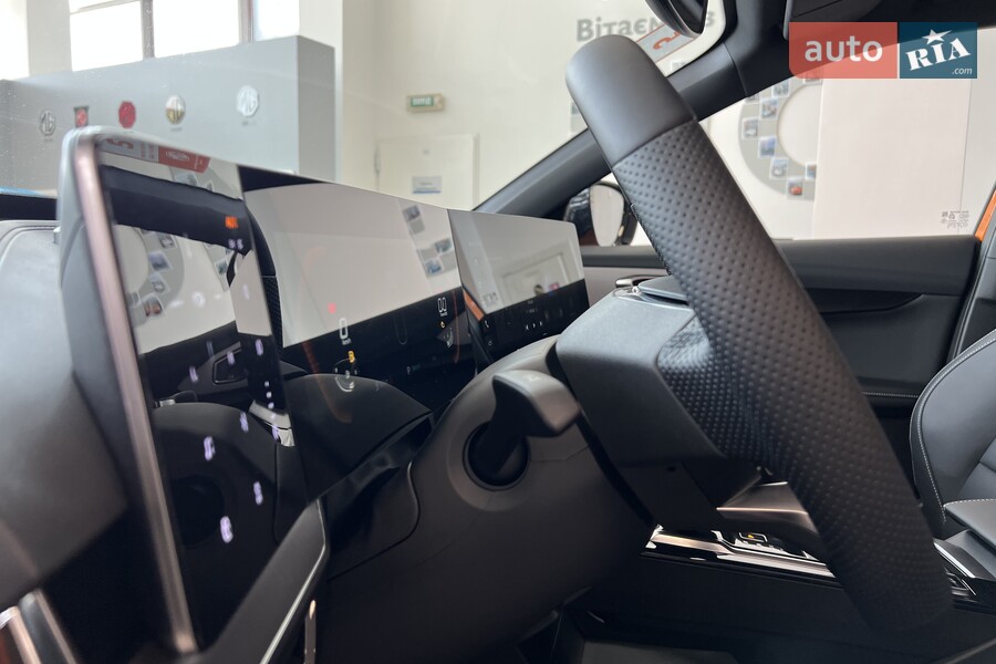 MG One - фото 16