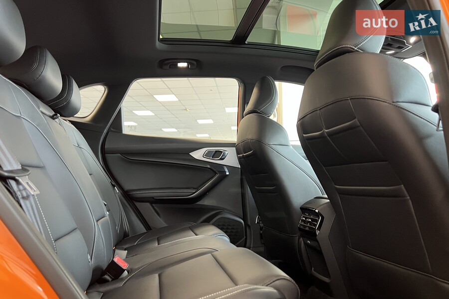 MG One - фото 23