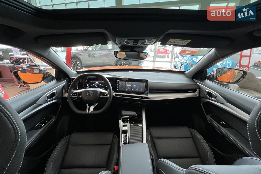 MG One - фото 19