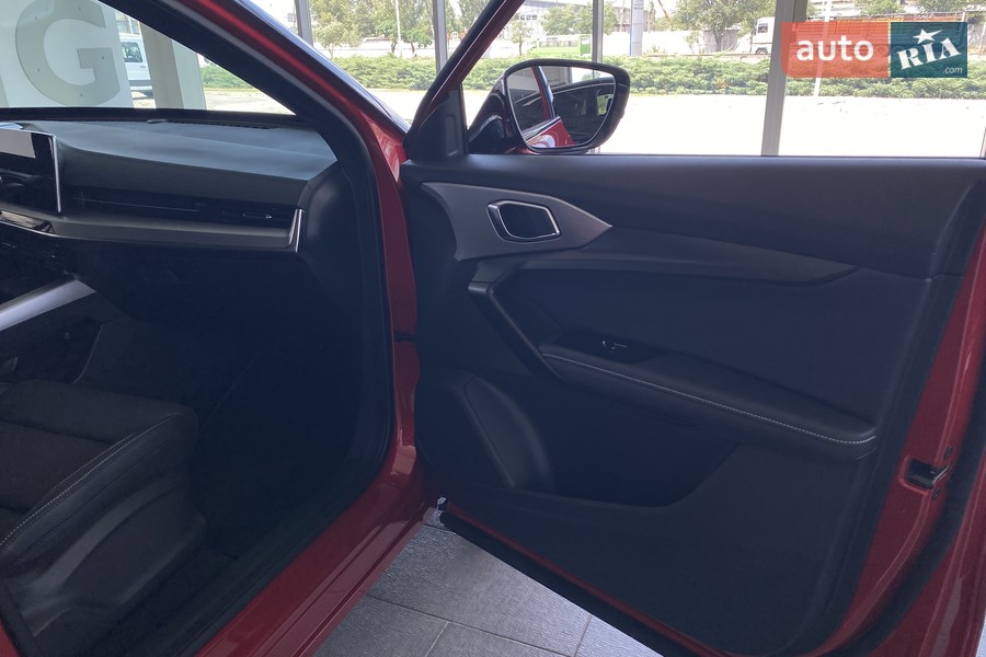 MG One - фото 9