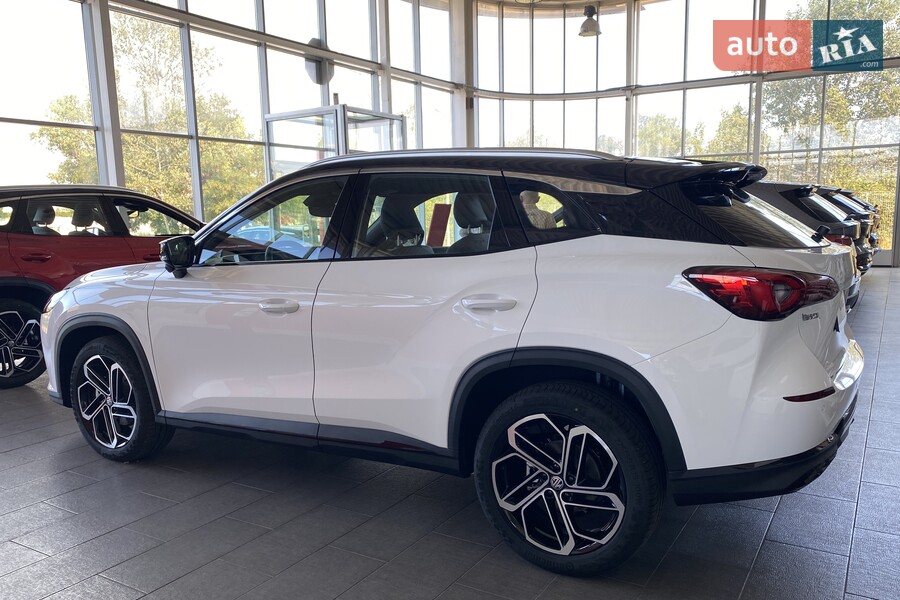 MG One - фото 10