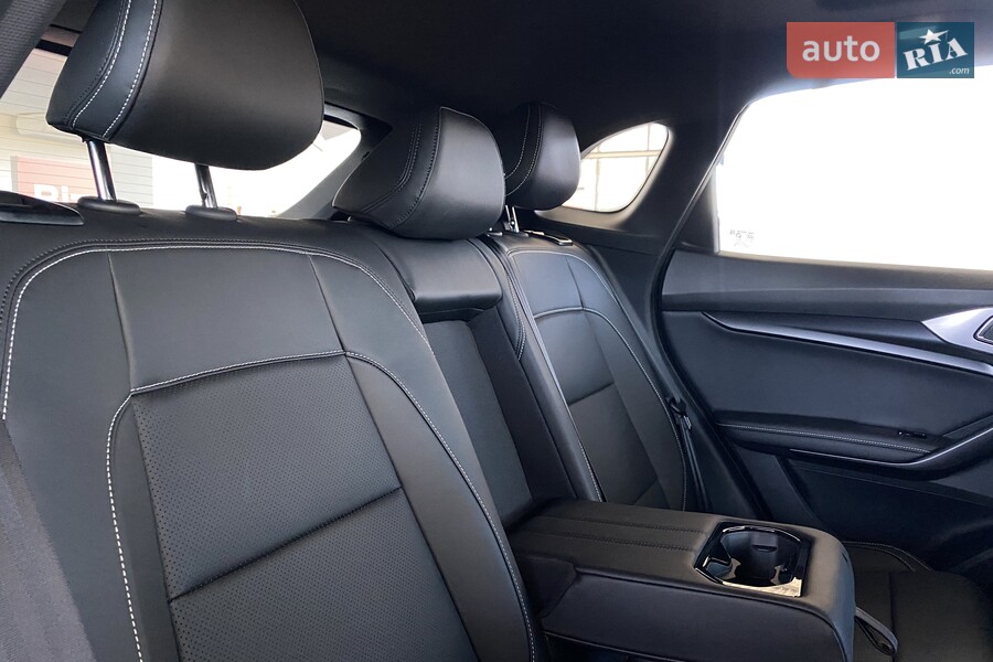 MG One - фото 16