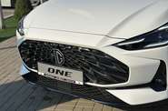 MG One LUX