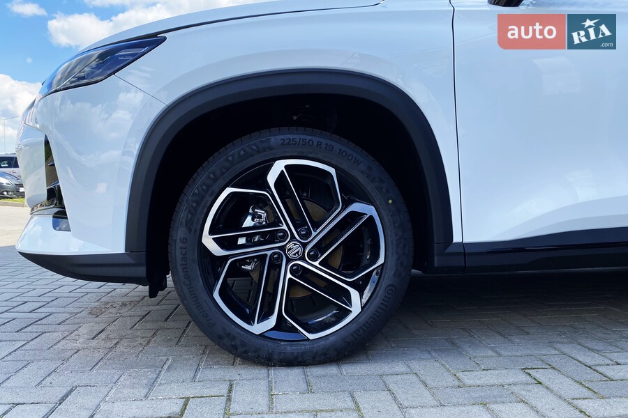 MG One - фото 8