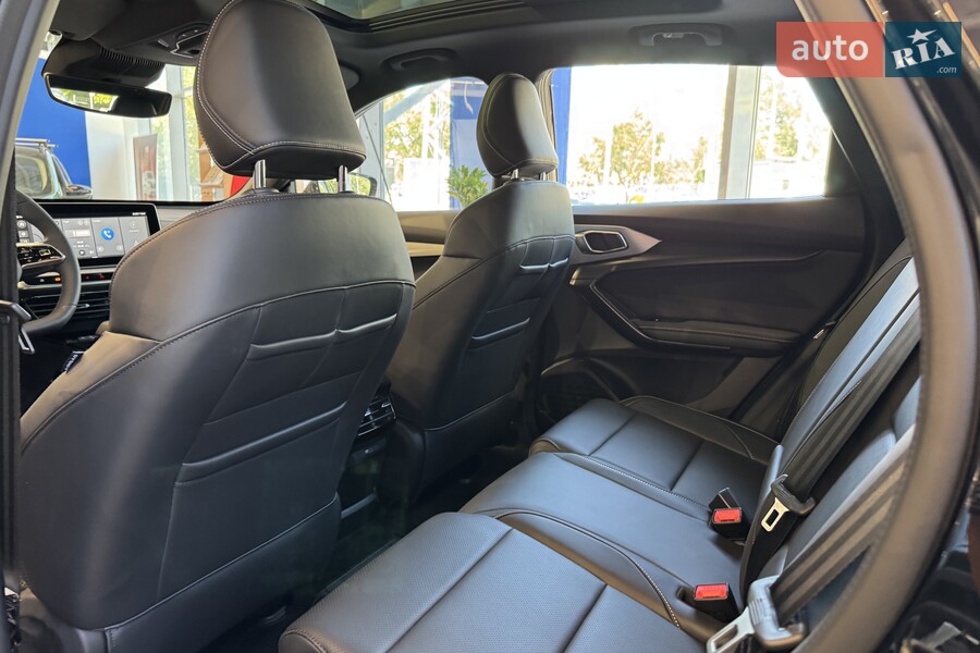 MG One - фото 13