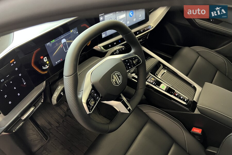 MG One - фото 15