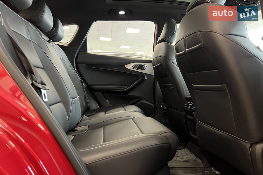 MG One - фото 21