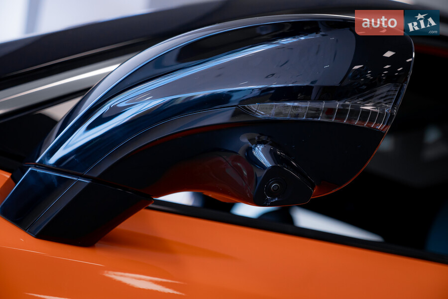 MG One - фото 10