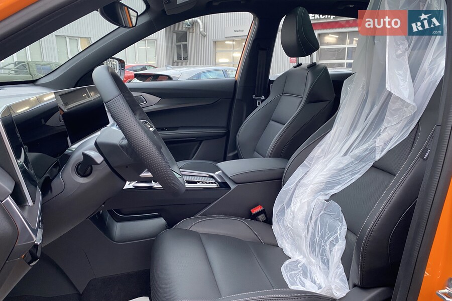 MG One - фото 19