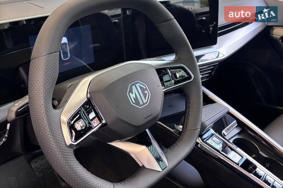 MG One - фото 11