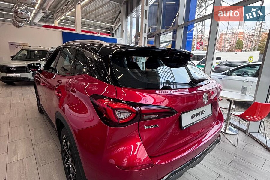 MG One - фото 18