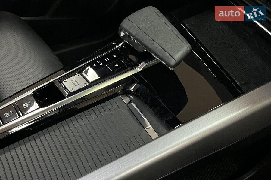 MG One - фото 14