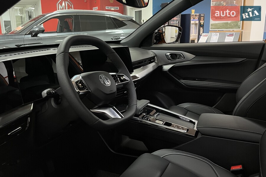 MG One - фото 19