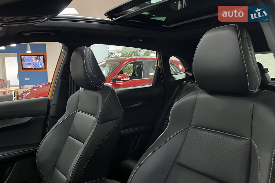 MG One - фото 18