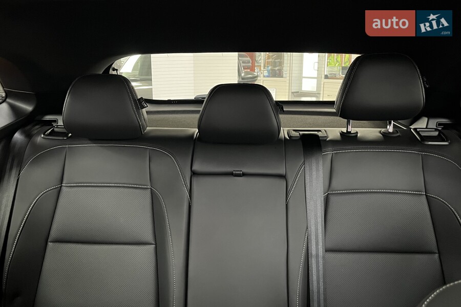 MG One - фото 11