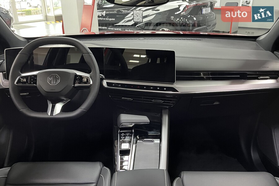 MG One - фото 17