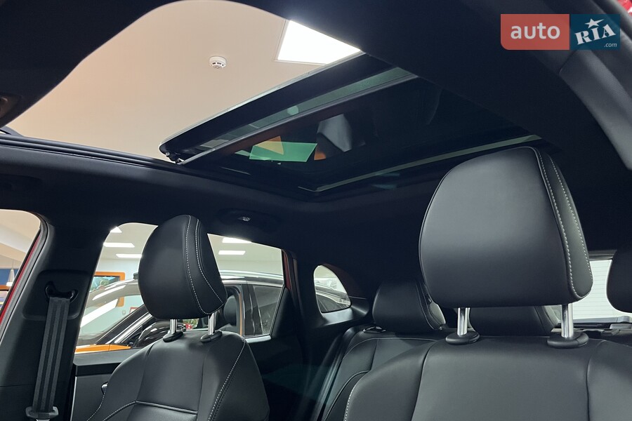 MG One - фото 18