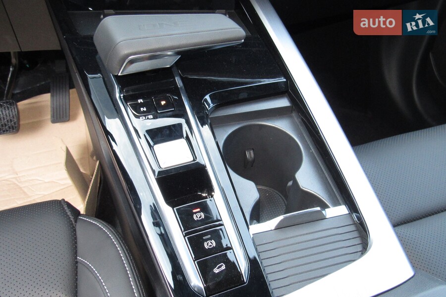 MG One - фото 11