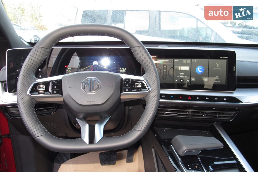 MG One - фото 12