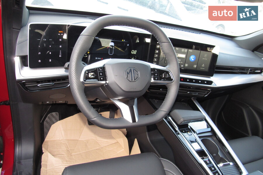 MG One - фото 17