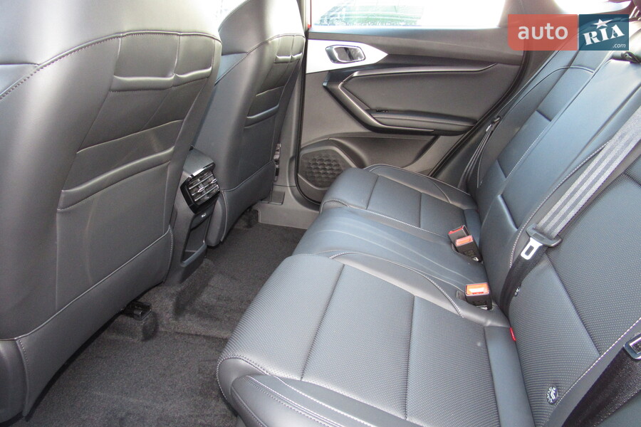 MG One - фото 22