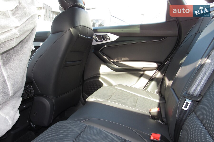 MG One - фото 13