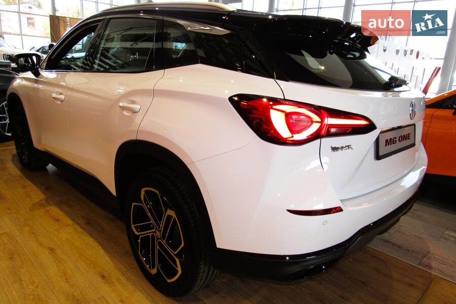 MG One - фото 5