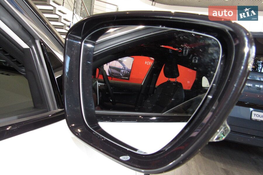 MG One - фото 17