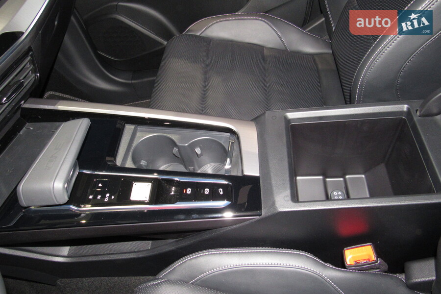 MG One - фото 23