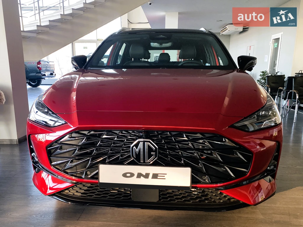 MG One LUX