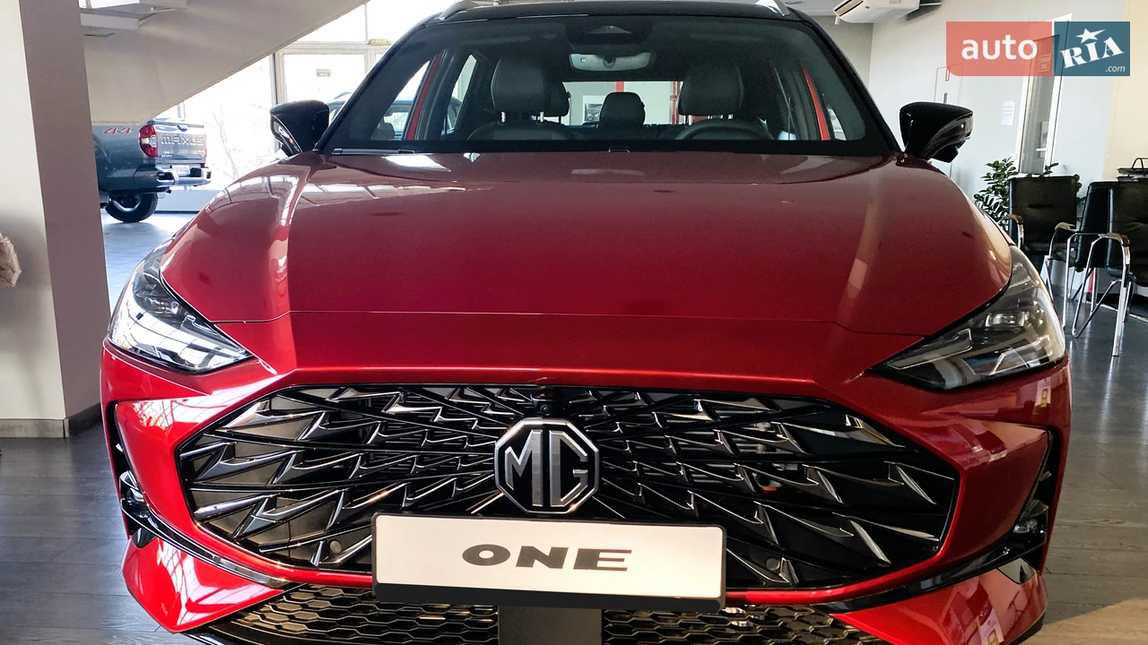 MG One LUX
